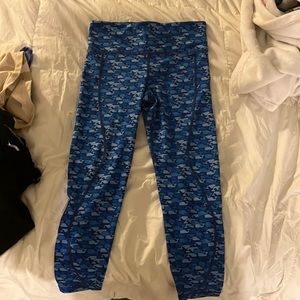 BRAND NEW Vineyard Vines XS leggings with tag